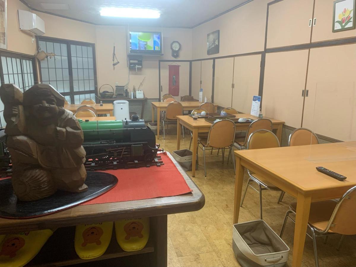 Iya Kankou Ryokan Miyoshi  Buitenkant foto